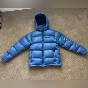 Marmot Men's Guides Down Hoody - 700 Ceiba down blend fill, size Med, Rain Cloud